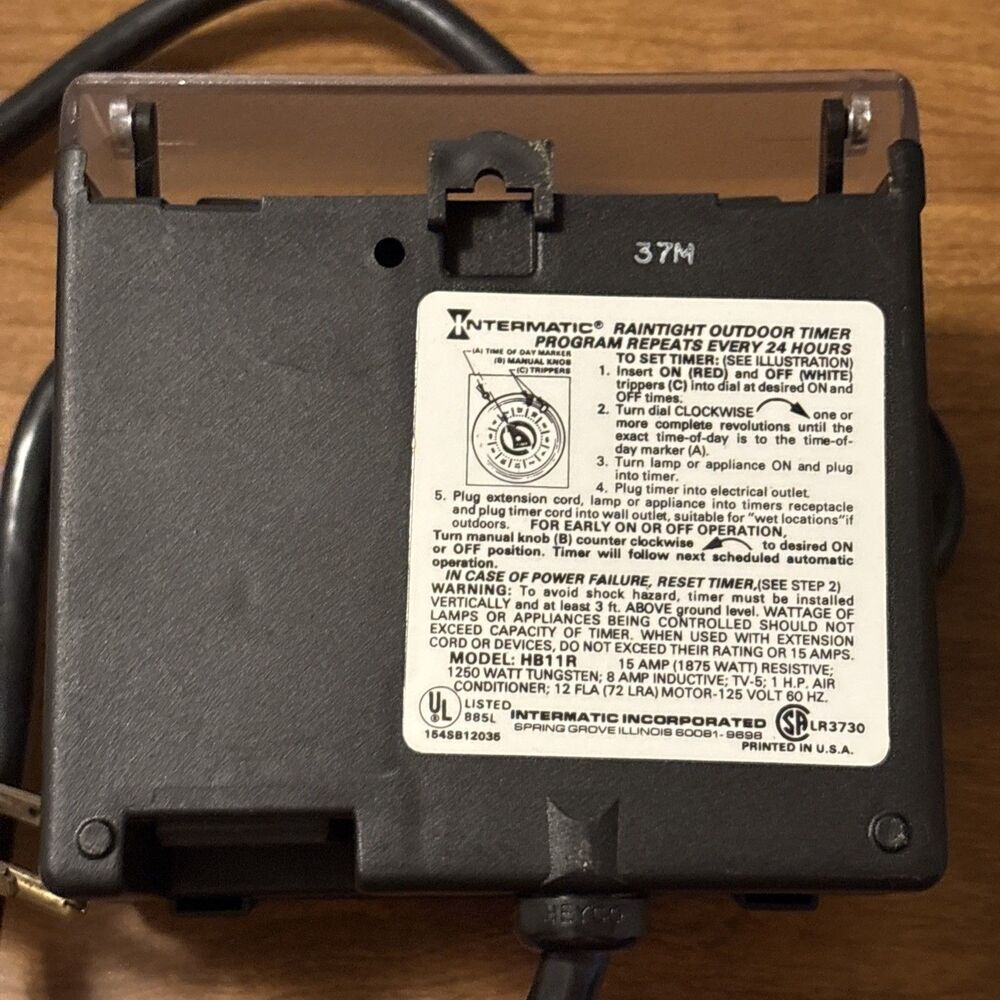 Intermatic HB11R Raintight Outdoor Program Timer TESTED - Picture 9 of 10